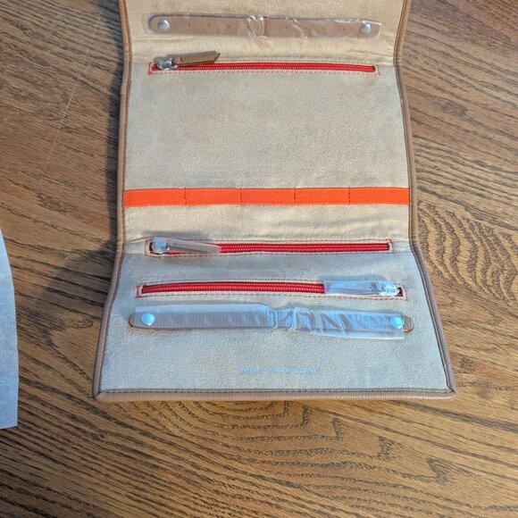 Stella & Dot Bring It - Picture 2 of 3